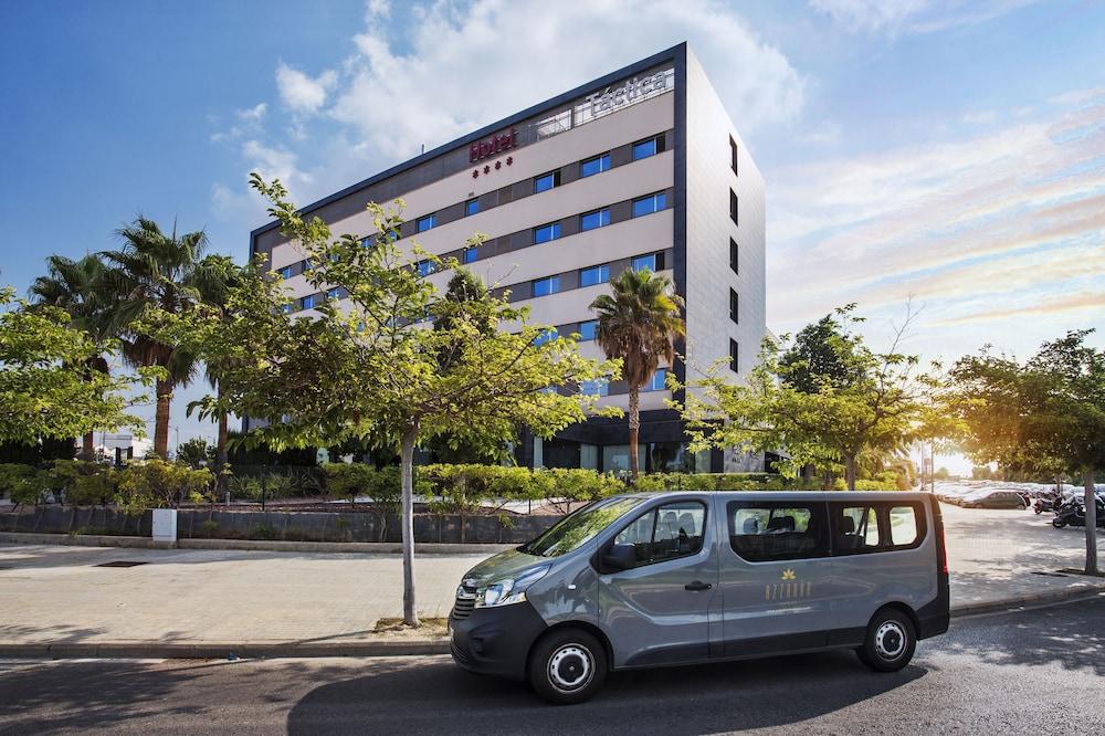 Azz Valencia Tactica Hotel Paterna Dış mekan fotoğraf