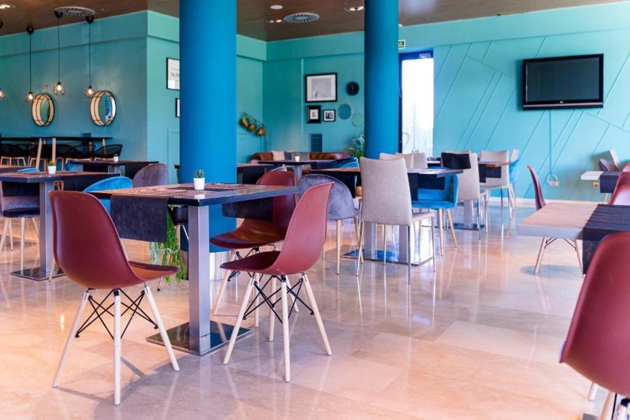 Azz Valencia Tactica Hotel Paterna Dış mekan fotoğraf