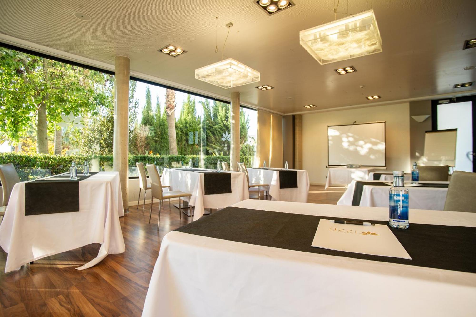 Azz Valencia Tactica Hotel Paterna Dış mekan fotoğraf